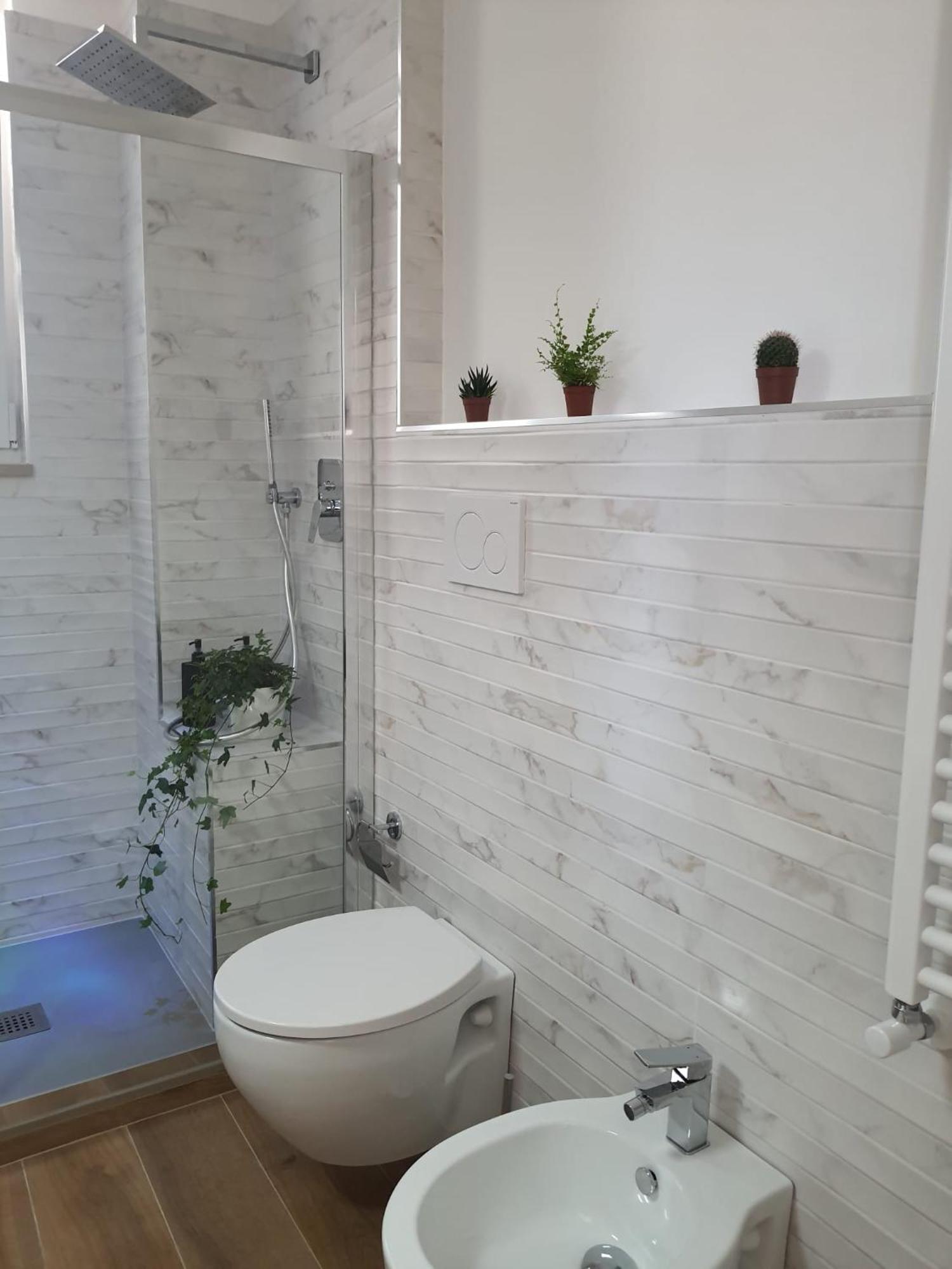 Bari Amare - Home Buitenkant foto